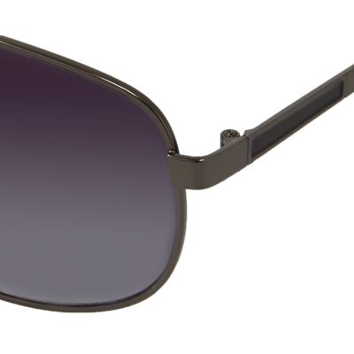 Grey pilot sunglasses